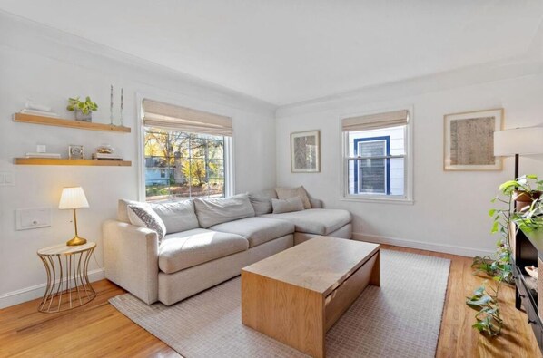 Smart TV, printers - Charming St. Louis Park Home (Minneapolis)