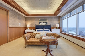 Luxury Studio Suite, 1 King Bed, Refrigerator, City View | 1 bedroom, laptop workspace, iron/ironing board, free WiFi