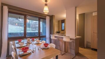 تناول الطعام