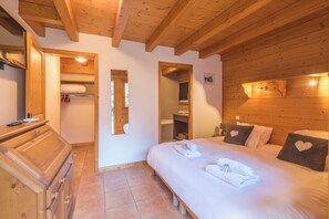4 habitaciones, wifi y ropa de cama
