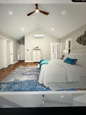 6 bedrooms, iron/ironing board, WiFi, bed sheets
