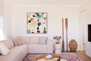 Smart TV - Amazing 3bd in National Park (Bundeena)