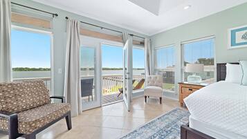 3 chambres, fer et planche à repasser, accès au Wi-Fi (inclus)