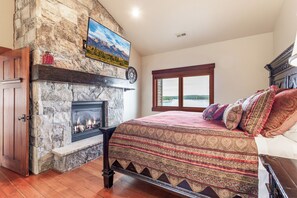 7 bedrooms, desk, iron/ironing board, free WiFi