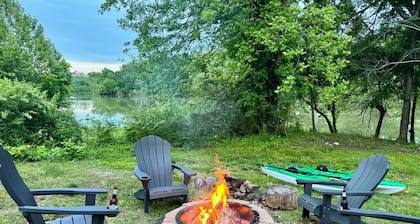 Waterfront Private Retreat - Near Downtown