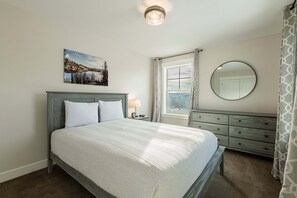 3 habitaciones, tabla de planchar con plancha y wifi gratis 