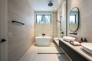 Shower, towels