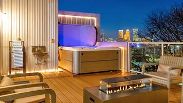 室外 SPA 浴池