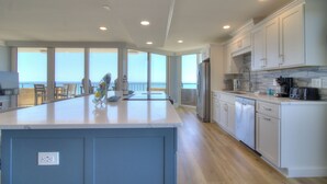 Coffee/tea maker, fridge, microwave, oven - Stunning 2BR/2BA Oceanfront Penthouse at Maisons-Sur-Mer in Myrtle Beach (Myrtle Beach)