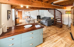 Interior - 1 bedroom beautiful home in Les Cabannes (Les Cabannes)