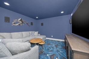 TV, fireplace, foosball, stereo