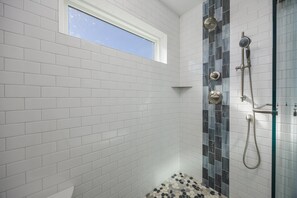 Shower, towels