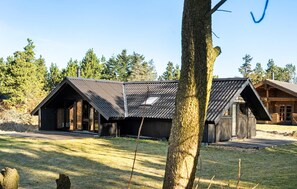 Exterior - Gorgeous home in Skjern with WiFi (Skjern)