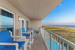 Property grounds - Experience Beachfront Luxury w/ Spectacular Views! Pool & Hot Tub (South Padre Island)