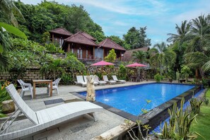Outdoor pool - Coconut Hill Cottage (Penida Island)
