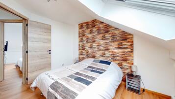 3 camere, ferro/asse da stiro, culla da viaggio, Wi-Fi gratuito