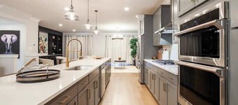 Newly and lavishly furnished 3-bedroom townhome in Bowie to enjoy your stay