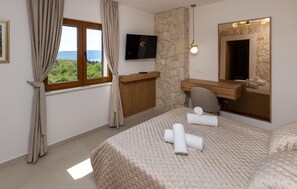 5 habitaciones, cuna de viaje, wifi gratis y ropa de cama 