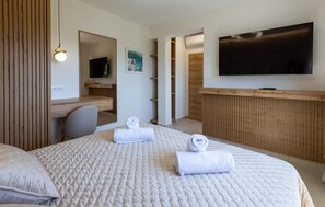 5 chambres, lit parapluie, Wi-Fi gratuit, draps fournis