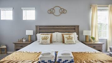 6 bedrooms, desk, iron/ironing board, travel cot