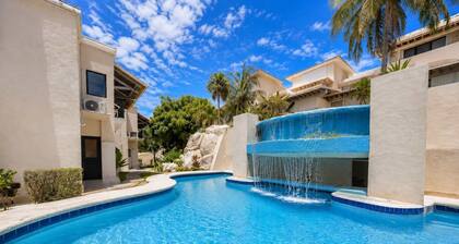 4BR House | Hotel Zone | Beach & 3 Pools
