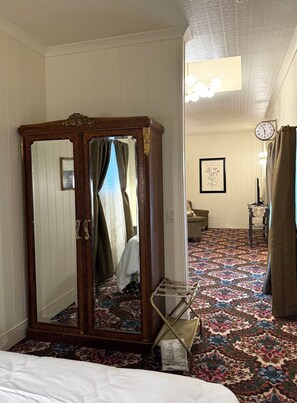 Luxury Suite, Mountain View