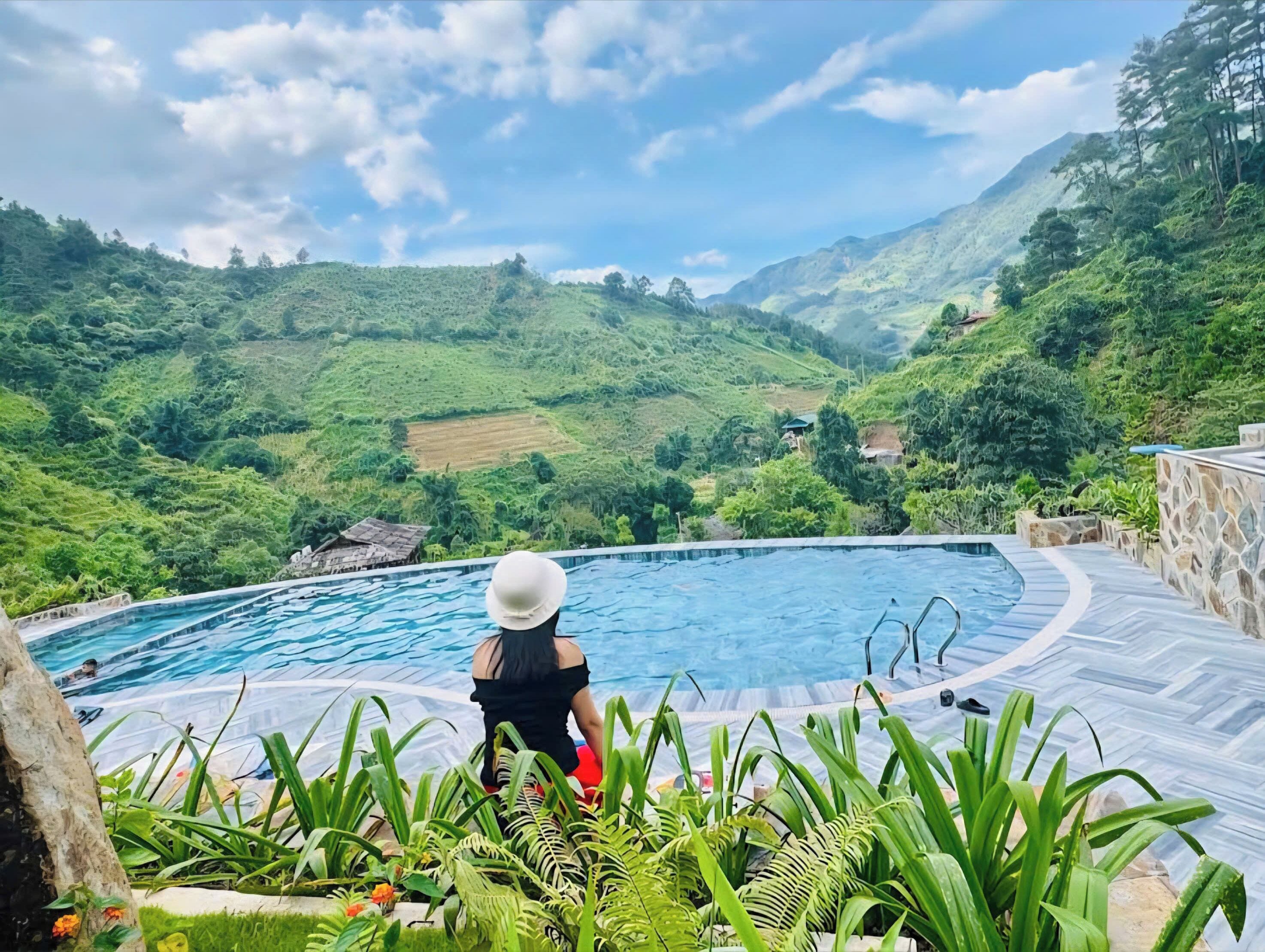 2 Außenpools, Cabañas (kostenlos), Sonnenschirme