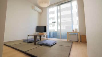 Family Room | Free WiFi, bed sheets