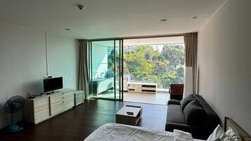 1 bedroom, iron/ironing board, WiFi