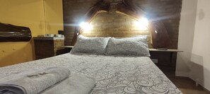 Chalet rustique familial, vue sur le jardin | AccĂšs au Wi-Fi (inclus)