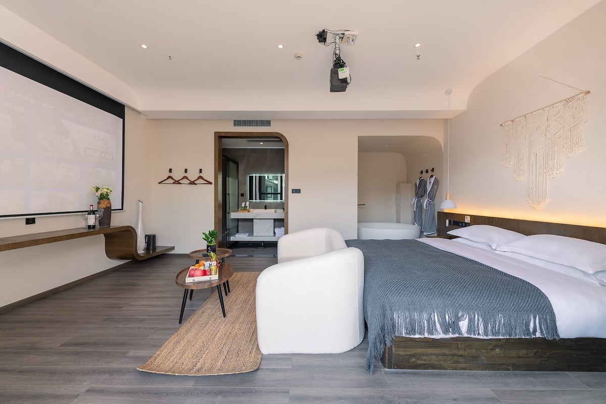 Classic Double Room | Free WiFi, bed sheets