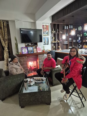 Restaurant - Kwacha Retreat  (Gyalshing)