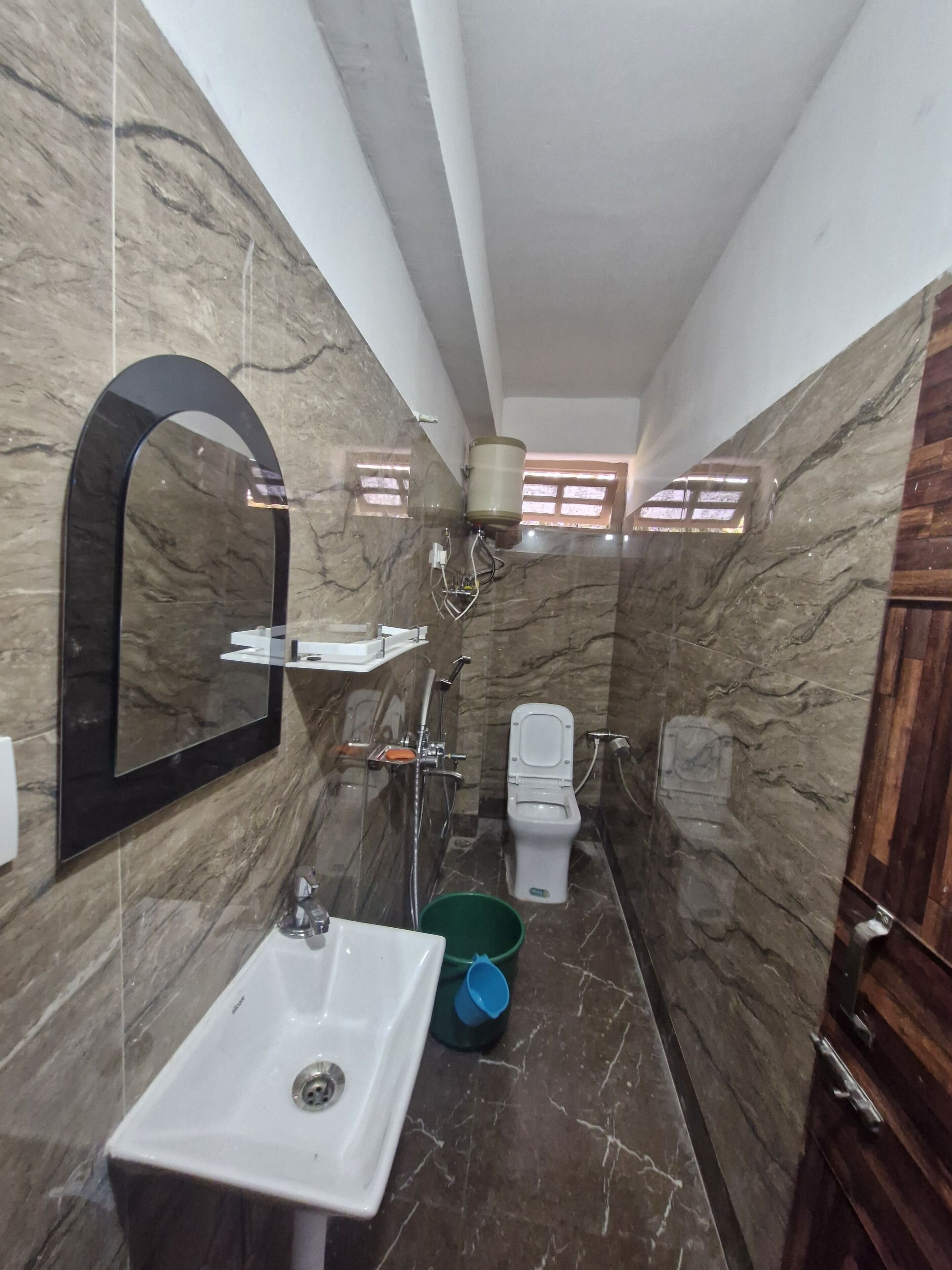 Deluxe Double or Twin Room, Balcony, Valley View | Bathroom | Free toiletries, towels, soap, toilet paper