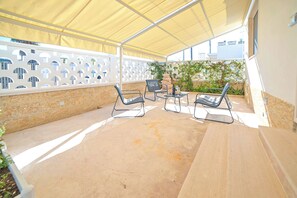 Terrace/patio - Villa Na' Lu' 1 with sea view, Lecce, Italy (Lecce)