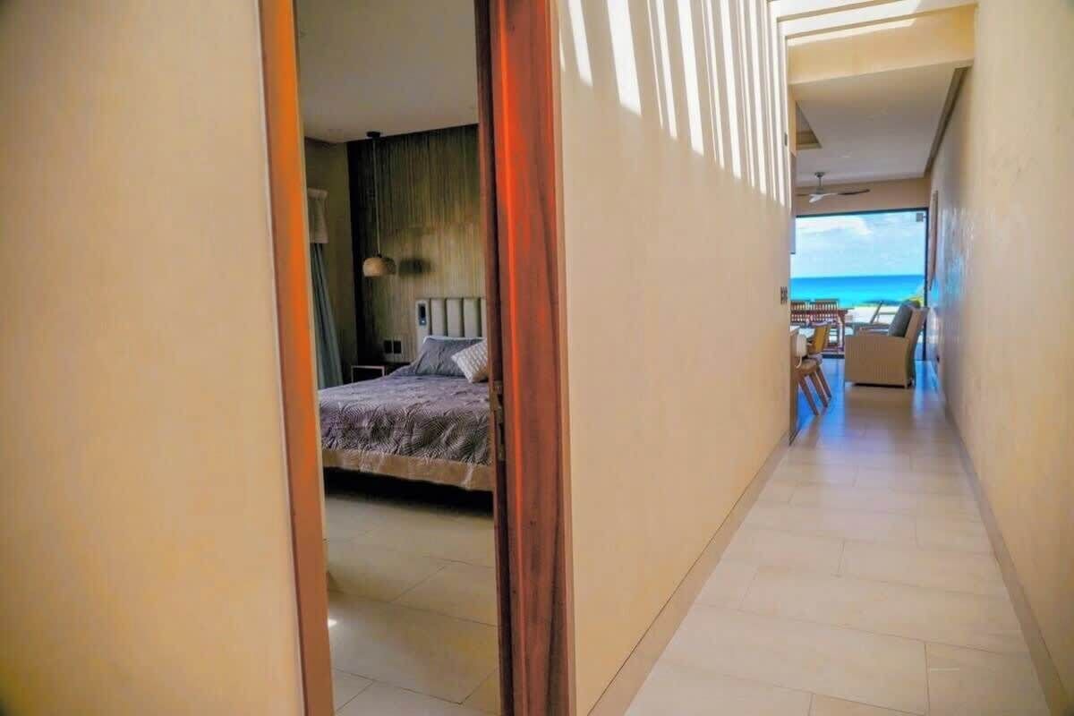 2 bedrooms, iron/ironing board, WiFi