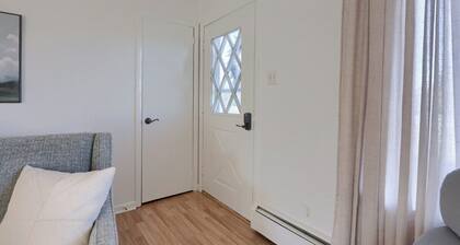 Mountain Sunrise Retreat