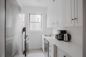 Fridge, microwave, oven, dishwasher