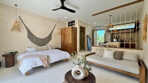 Deluxe-Apartment, Balkon, Poolblick