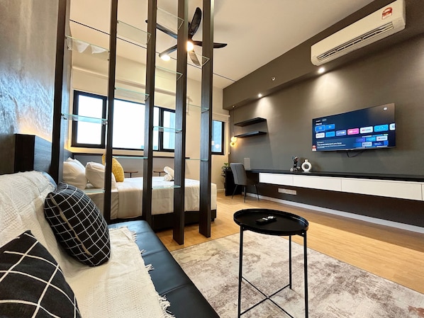 Studio | Iron/ironing board, free WiFi, bed sheets