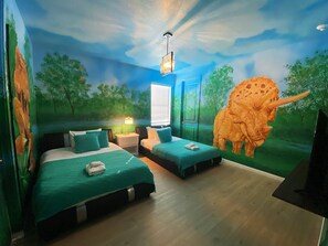 24 chambres, fer et planche à repasser, Wi-Fi, draps fournis