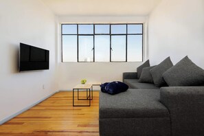 Télévision, espaces bureaux