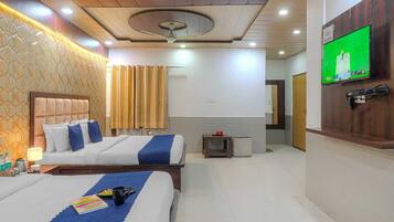 Family Room | Free WiFi