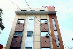 Fachada da propriedade