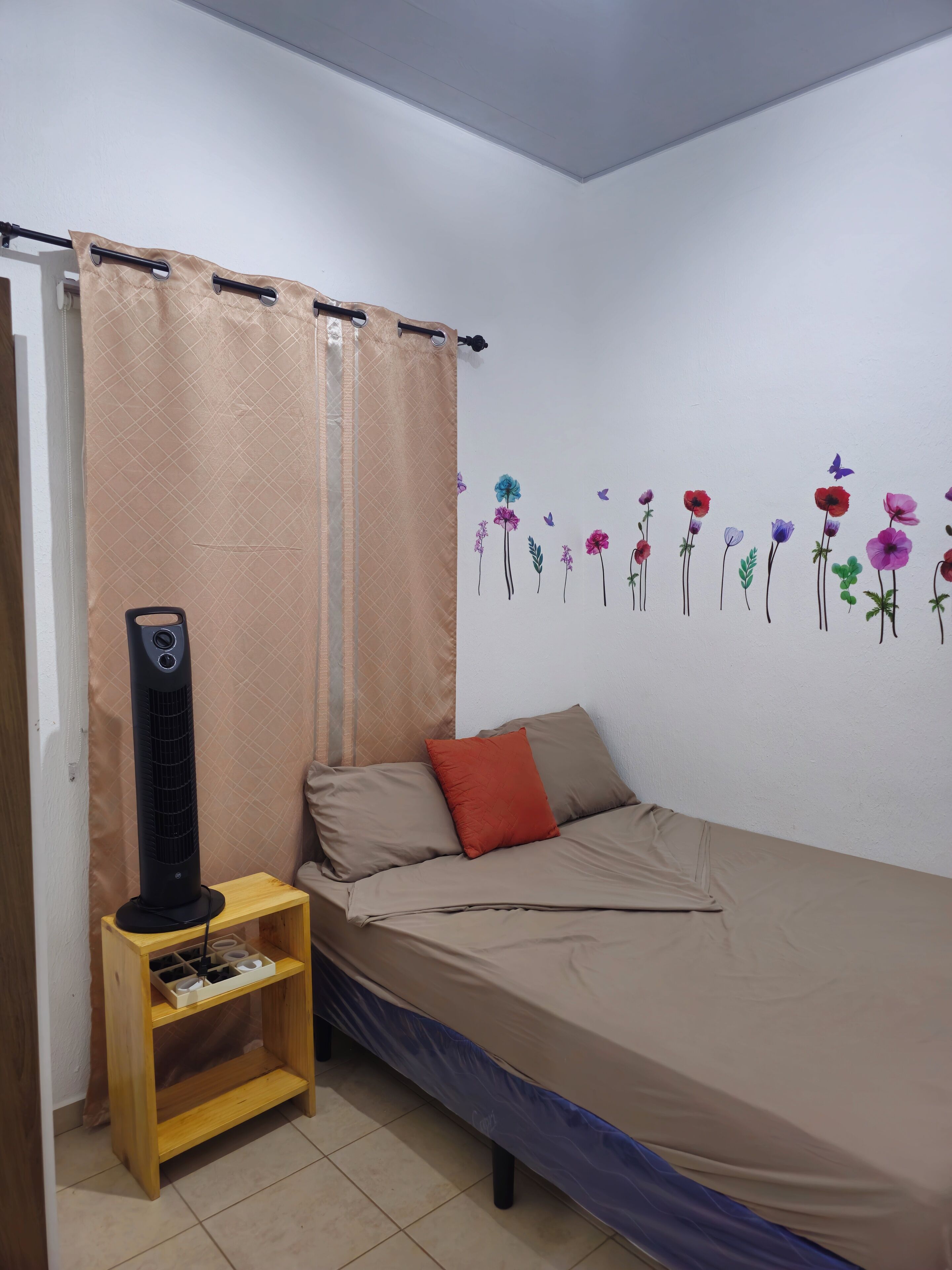 2 間睡房、免費 Wi-Fi、床單