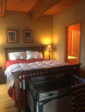 4 bedrooms, WiFi, bed sheets