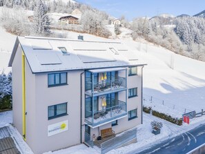 Exterior - Cosy apartment with a view near Kaprun (Bruck an der Großglocknerstrasse)