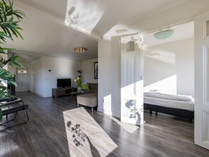 4 soveværelser, internetforbindelse