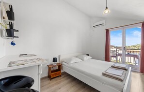 1 多间卧室、熨斗/熨衣板、旅行婴儿床、免费 WiFi