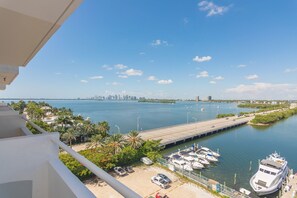 Property grounds - OceanView Balcony apt in North Bay Village Parking (North Bay Village)