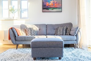 TV - Severn View by Tŷ SA (Newport)